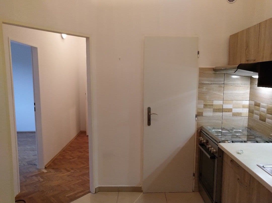 Prodej bytu 2+kk 38 m², Plzeňská, Praha, Praha Prodej bytu 2+kk 38 m², Plzeňská, Praha, Praha
