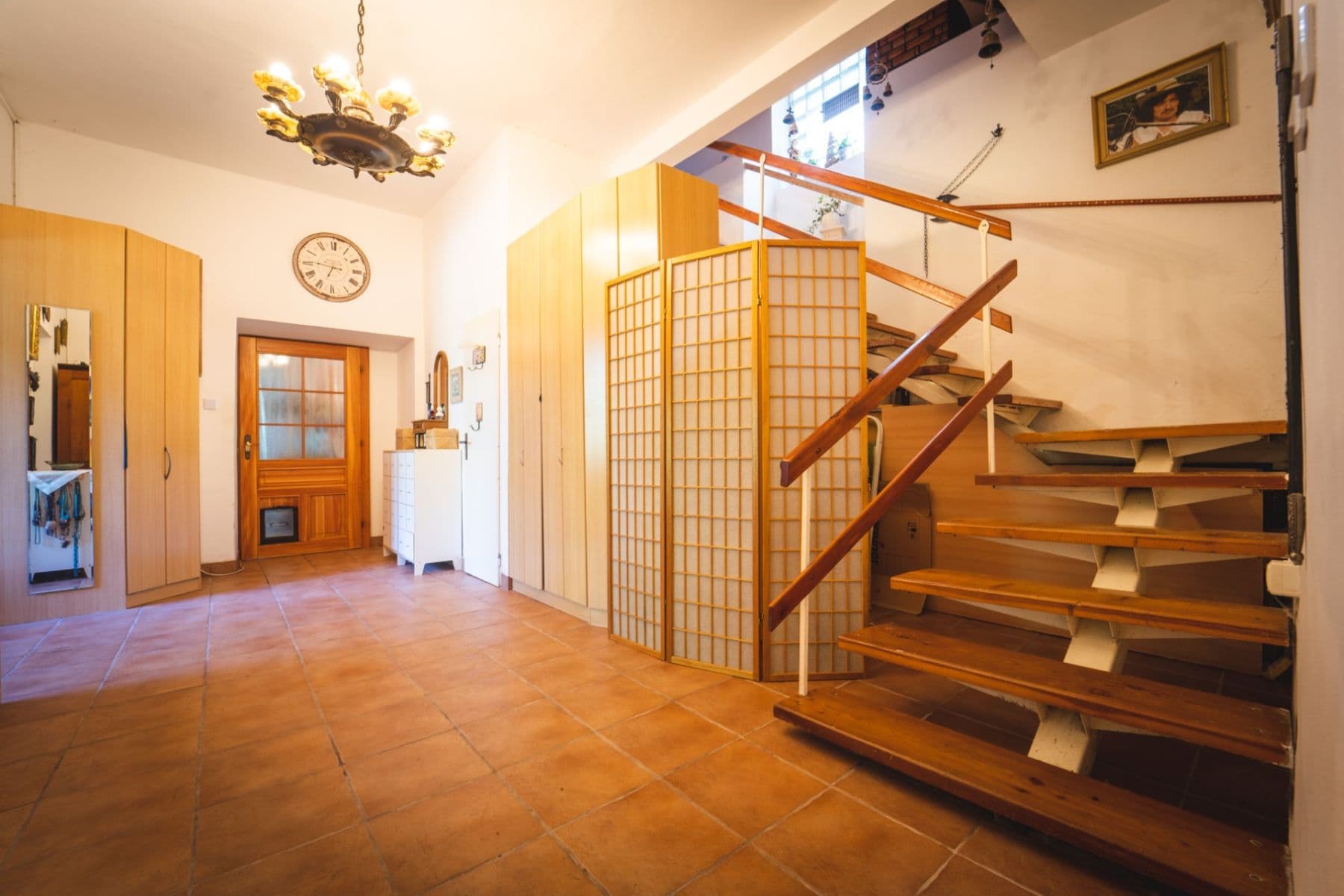 Prodej domu 241 m², pozemek 2.209 m², Chrášťany, Středočeský kraj Prodej domu 241 m², pozemek 2.209 m², Chrášťany, Středočeský kraj