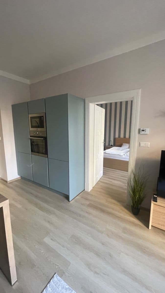 Pronájem bytu 2+kk 52 m², Bulharská, Praha, Praha Pronájem bytu 2+kk 52 m², Bulharská, Praha, Praha