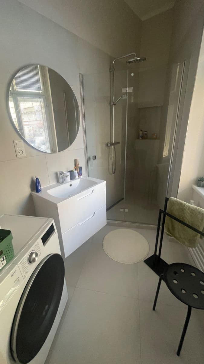 Pronájem bytu 2+kk 52 m², Bulharská, Praha, Praha Pronájem bytu 2+kk 52 m², Bulharská, Praha, Praha