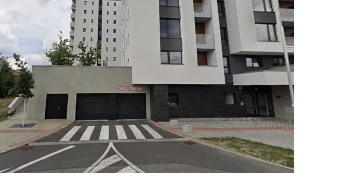 Pronájem garáže 13 m², V Třešňovce, Praha, Praha Pronájem garáže 13 m², V Třešňovce, Praha, Praha