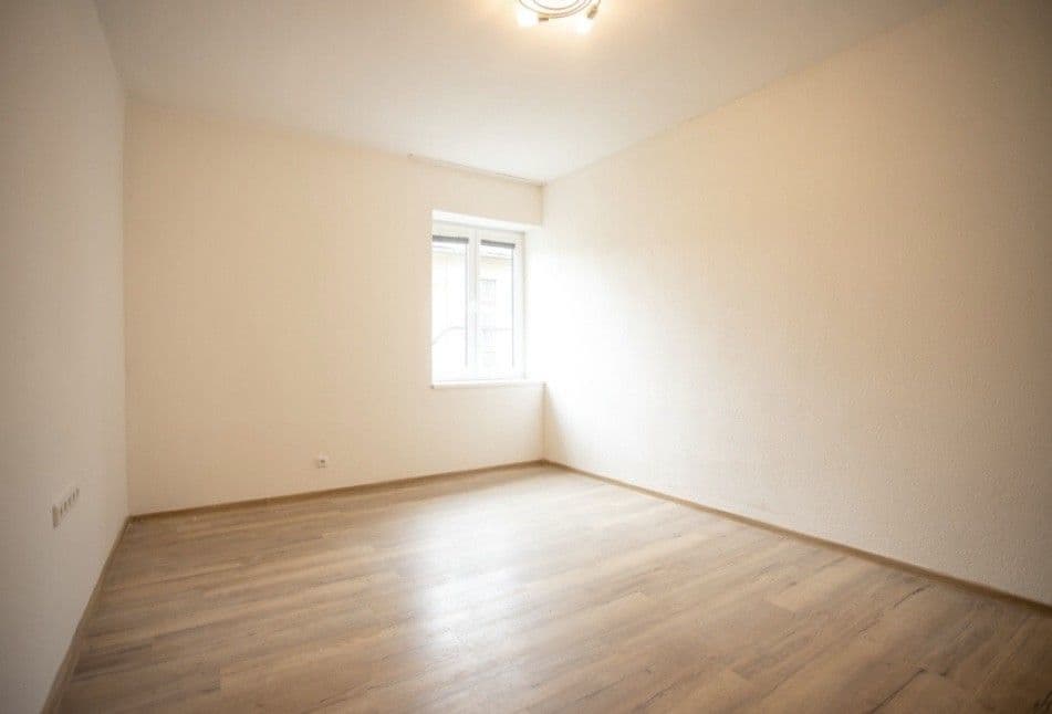 Pronájem bytu 4+1 83 m², Loučovice, Jihočeský kraj Pronájem bytu 4+1 83 m², Loučovice, Jihočeský kraj