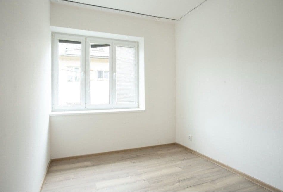 Pronájem bytu 4+1 83 m², Loučovice, Jihočeský kraj Pronájem bytu 4+1 83 m², Loučovice, Jihočeský kraj