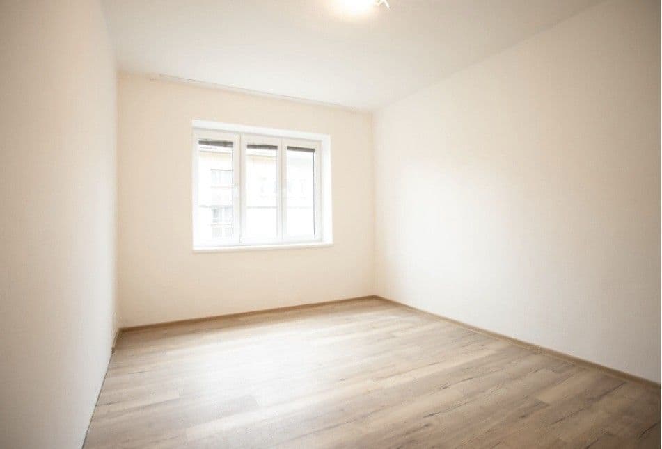 Pronájem bytu 4+1 83 m², Loučovice, Jihočeský kraj Pronájem bytu 4+1 83 m², Loučovice, Jihočeský kraj