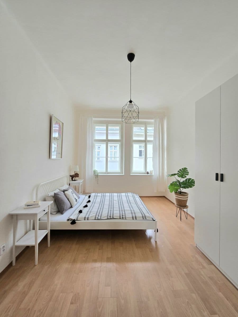 Pronájem bytu 2+kk 45 m², Chlumova, Praha, Praha Pronájem bytu 2+kk 45 m², Chlumova, Praha, Praha