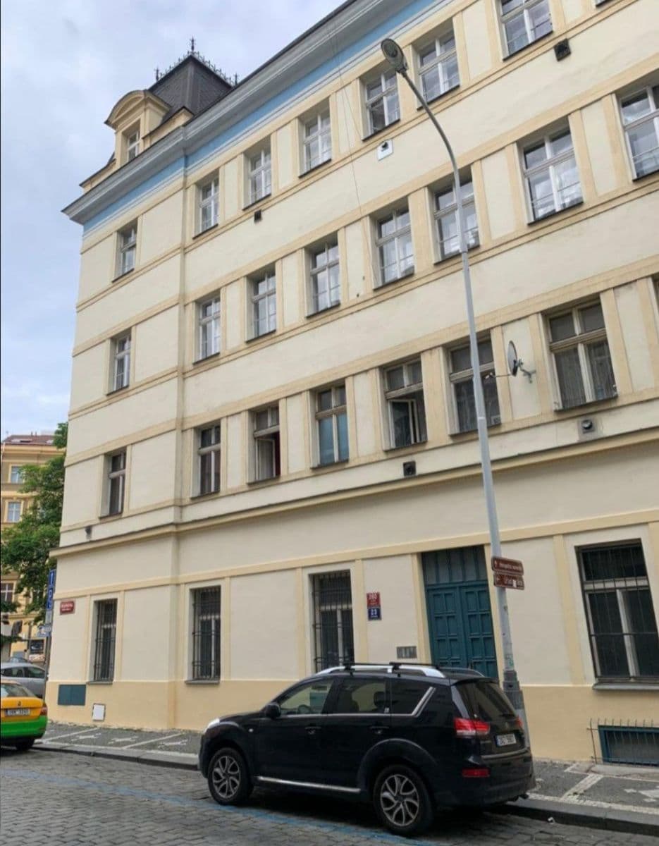 Pronájem bytu 2+kk 45 m², Chlumova, Praha, Praha Pronájem bytu 2+kk 45 m², Chlumova, Praha, Praha