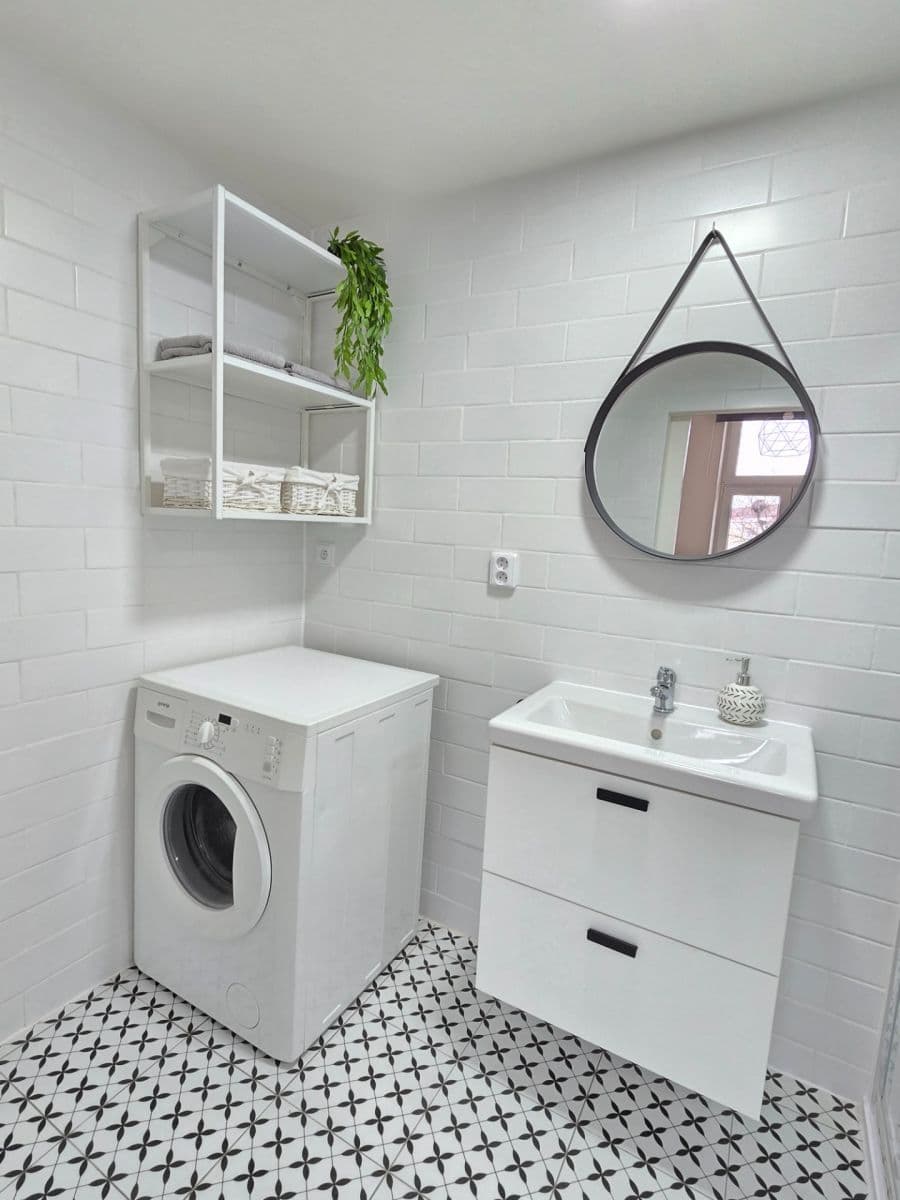 Pronájem bytu 2+kk 45 m², Chlumova, Praha, Praha Pronájem bytu 2+kk 45 m², Chlumova, Praha, Praha