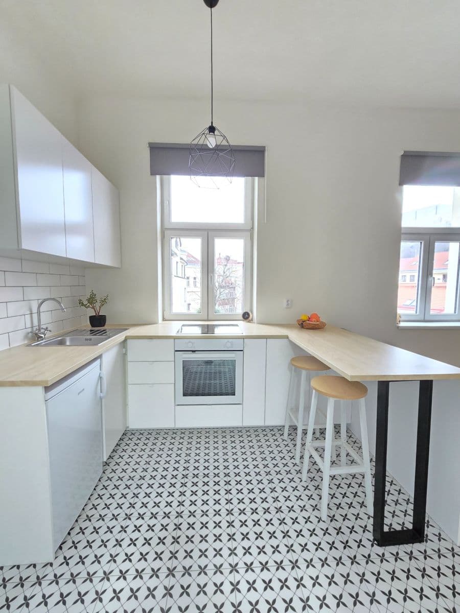Pronájem bytu 2+kk 45 m², Chlumova, Praha, Praha Pronájem bytu 2+kk 45 m², Chlumova, Praha, Praha