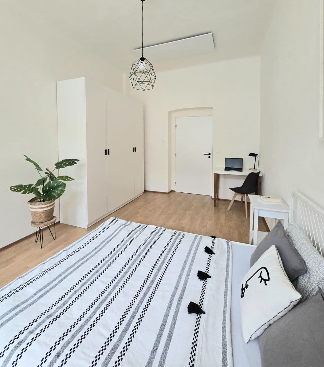 Pronájem bytu 2+kk 45 m², Chlumova, Praha, Praha Pronájem bytu 2+kk 45 m², Chlumova, Praha, Praha