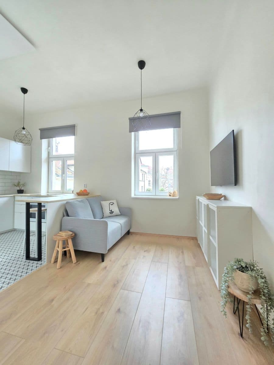 Pronájem bytu 2+kk 45 m², Chlumova, Praha, Praha Pronájem bytu 2+kk 45 m², Chlumova, Praha, Praha