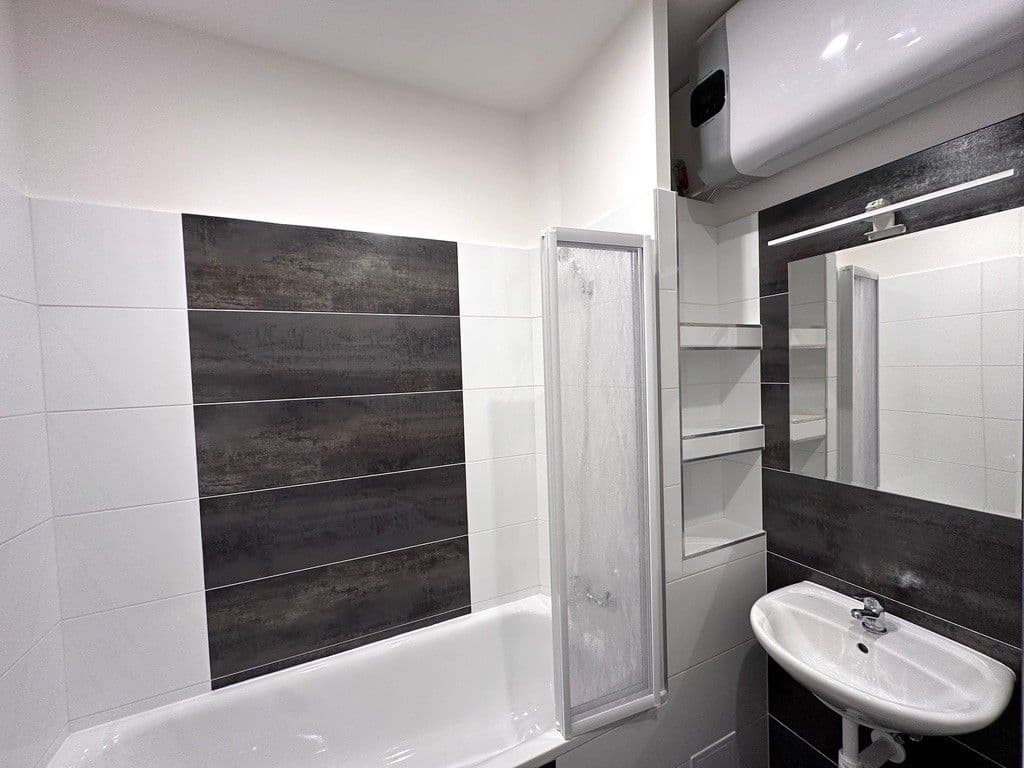 Prodej bytu 2+kk 53 m², Ve Stínu, Praha, Praha Prodej bytu 2+kk 53 m², Ve Stínu, Praha, Praha