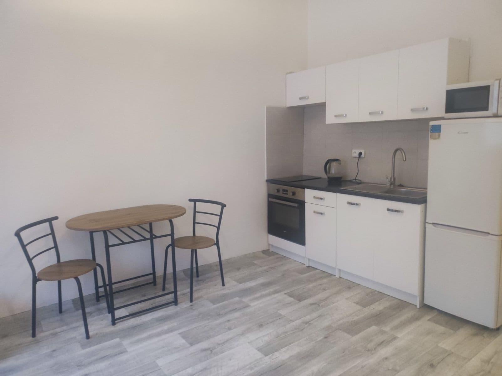 Pronájem bytu 1+kk 30 m², Záběhlická, Praha, Praha Pronájem bytu 1+kk 30 m², Záběhlická, Praha, Praha