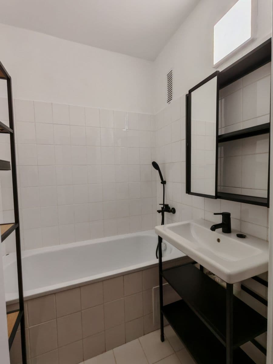 Pronájem bytu 1+1 34 m², Rezedová, Ružinov, Bratislavský kraj Pronájem bytu 1+1 34 m², Rezedová, Ružinov, Bratislavský kraj