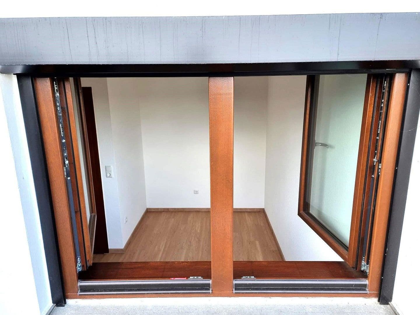 Pronájem bytu 2+1 48 m², Kemeler Weg1, Schlangenbad, Hessen Pronájem bytu 2+1 48 m², Kemeler Weg1, Schlangenbad, Hessen