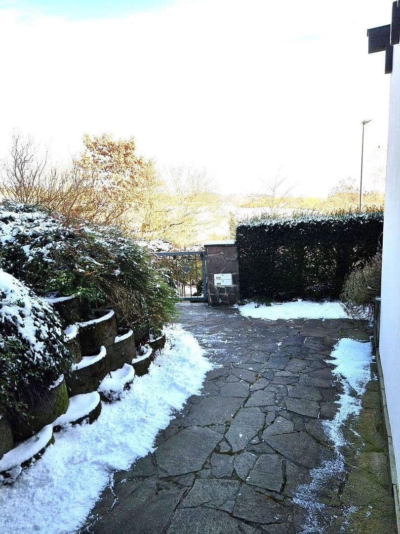 Pronájem bytu 2+1 48 m², Kemeler Weg1, Schlangenbad, Hessen Pronájem bytu 2+1 48 m², Kemeler Weg1, Schlangenbad, Hessen