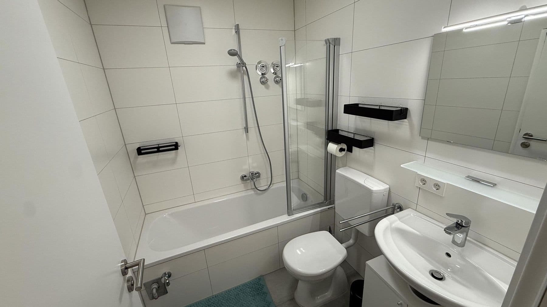 Pronájem bytu 1+1 34 m², Galgenbachweg 1b, Neufahrn bei Freising, Bavorsko Pronájem bytu 1+1 34 m², Galgenbachweg 1b, Neufahrn bei Freising, Bavorsko