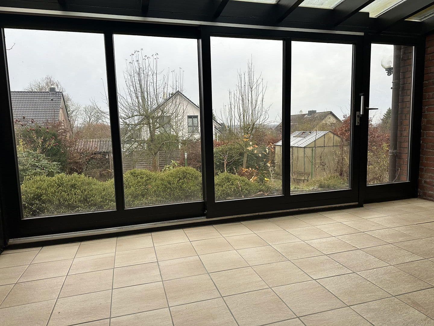 Prodej domu 142 m², pozemek 1.000 m², Marquardtsweg, Seevetal, Dolní Sasko Prodej domu 142 m², pozemek 1.000 m², Marquardtsweg, Seevetal, Dolní Sasko