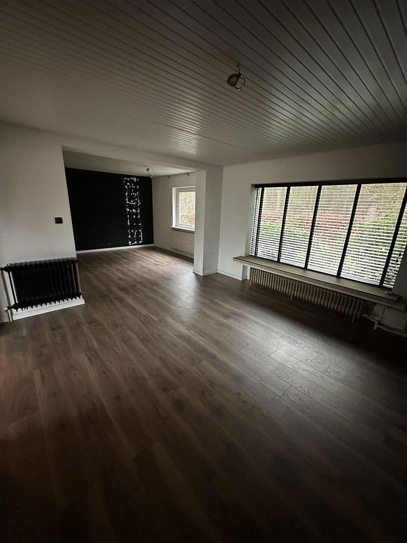 Prodej domu 142 m², pozemek 1.000 m², Marquardtsweg, Seevetal, Dolní Sasko Prodej domu 142 m², pozemek 1.000 m², Marquardtsweg, Seevetal, Dolní Sasko