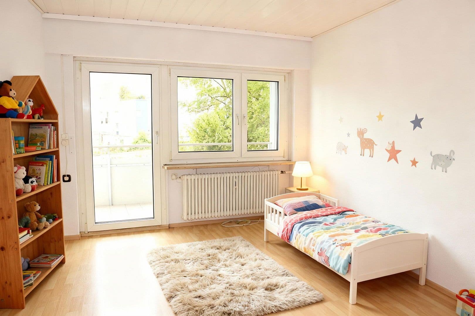 Prodej bytu 4+1 98 m², Botnanger Steige 18, Stuttgart, Bádensko-Württembersko Prodej bytu 4+1 98 m², Botnanger Steige 18, Stuttgart, Bádensko-Württembersko