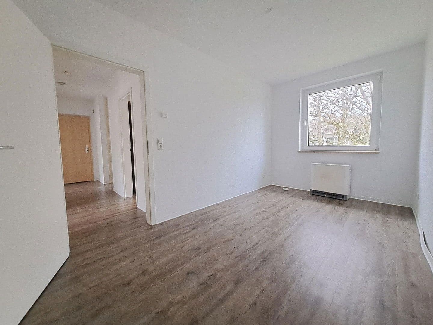 Pronájem bytu 3+1 65 m², Duisburg, Severní Porýní-Vestfálsko Pronájem bytu 3+1 65 m², Duisburg, Severní Porýní-Vestfálsko