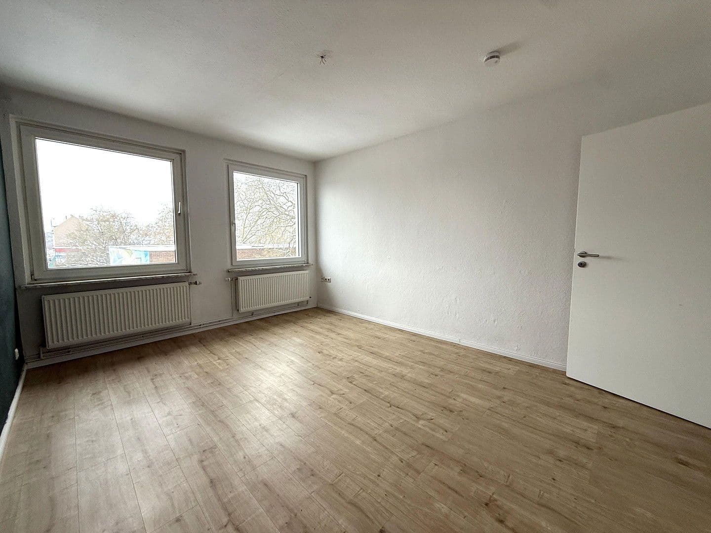 Pronájem bytu 3+1 59 m², Eichendorffstr. 16, Hildesheim, Dolní Sasko Pronájem bytu 3+1 59 m², Eichendorffstr. 16, Hildesheim, Dolní Sasko