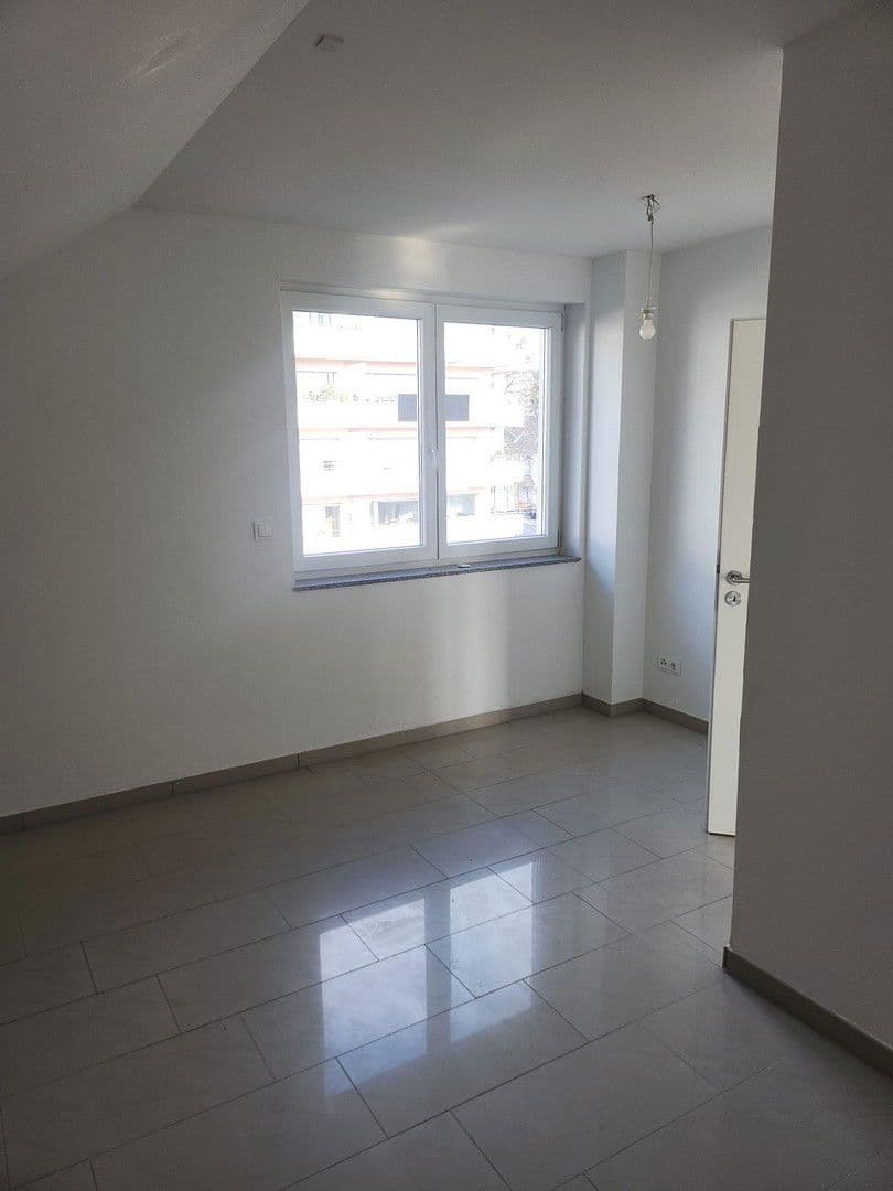 Prodej bytu 2+1 67 m², Brühl, Severní Porýní-Vestfálsko Prodej bytu 2+1 67 m², Brühl, Severní Porýní-Vestfálsko