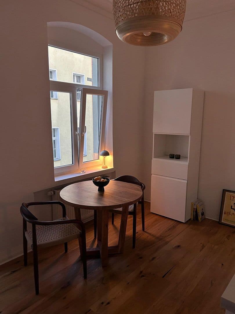 Pronájem bytu 2+1 40 m², Berlin, Berlín Pronájem bytu 2+1 40 m², Berlin, Berlín