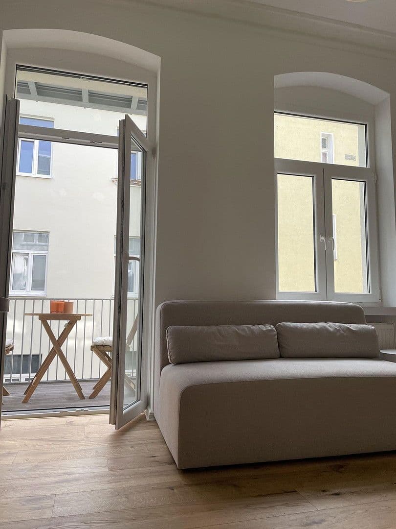Pronájem bytu 2+1 40 m², Berlin, Berlín Pronájem bytu 2+1 40 m², Berlin, Berlín