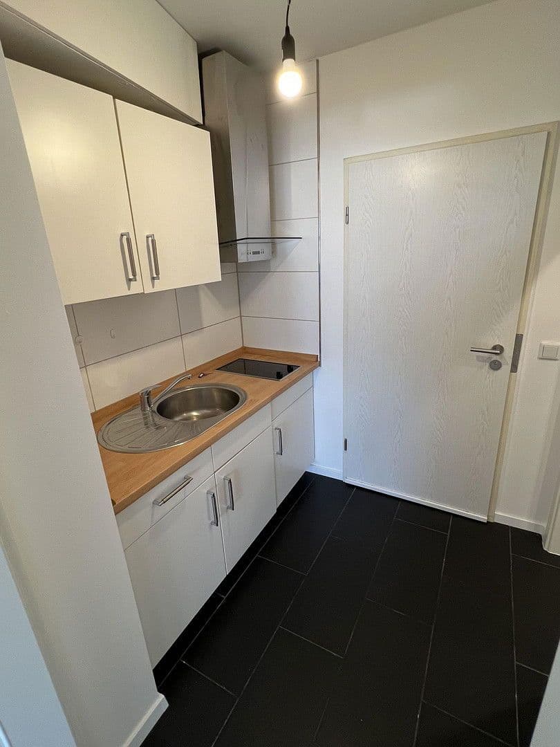 Pronájem bytu 1+1 28 m², Klöcknerstr. xx, Paderborn, Severní Porýní-Vestfálsko Pronájem bytu 1+1 28 m², Klöcknerstr. xx, Paderborn, Severní Porýní-Vestfálsko