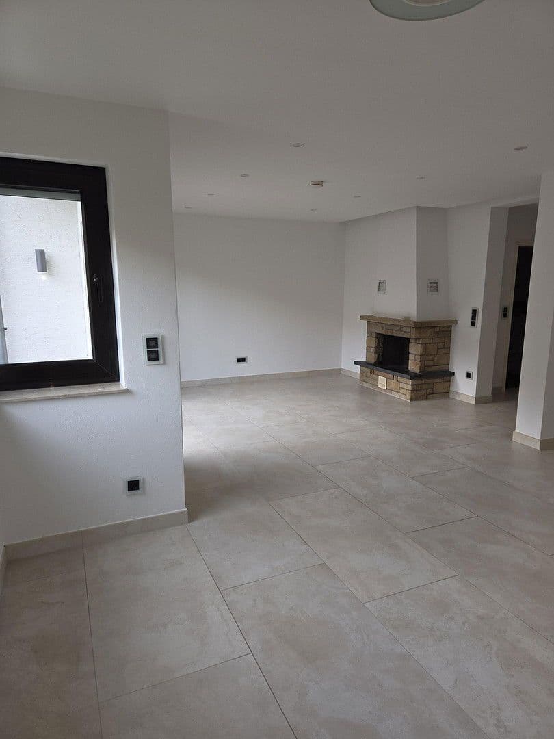 Prodej bytu 2+1 72 m², Flörsheim, Hessen Prodej bytu 2+1 72 m², Flörsheim, Hessen