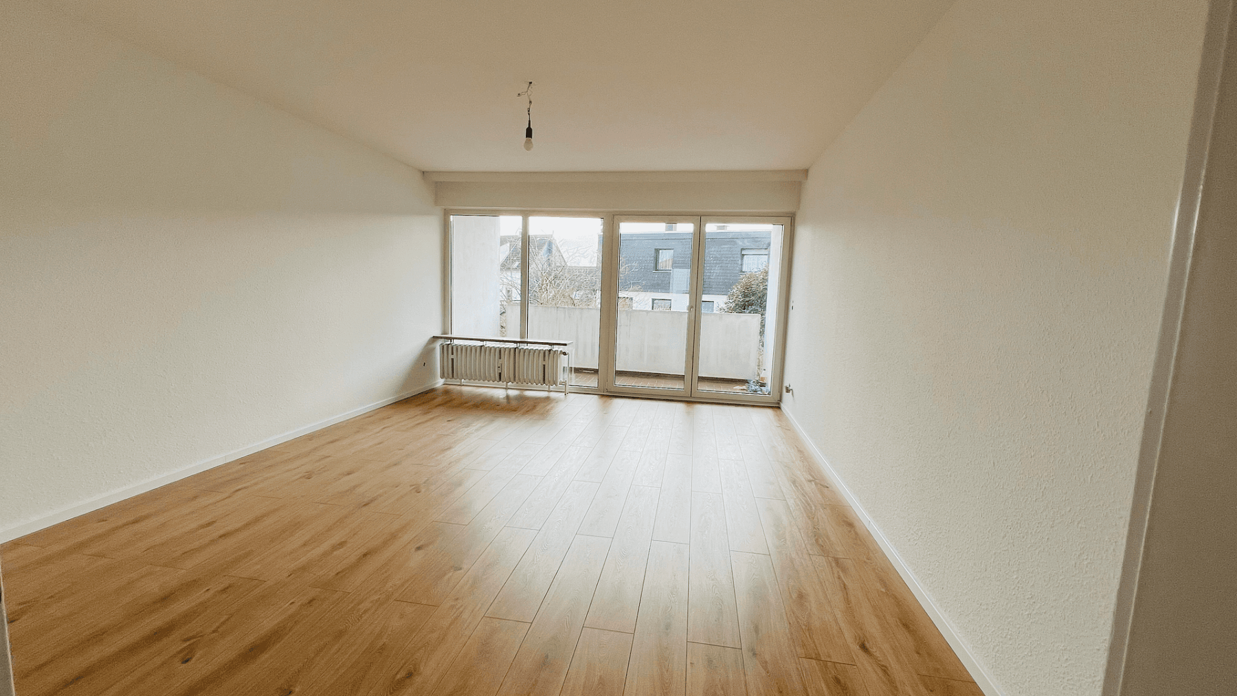 Pronájem bytu 3+1 81 m², Köln, Severní Porýní-Vestfálsko Pronájem bytu 3+1 81 m², Köln, Severní Porýní-Vestfálsko