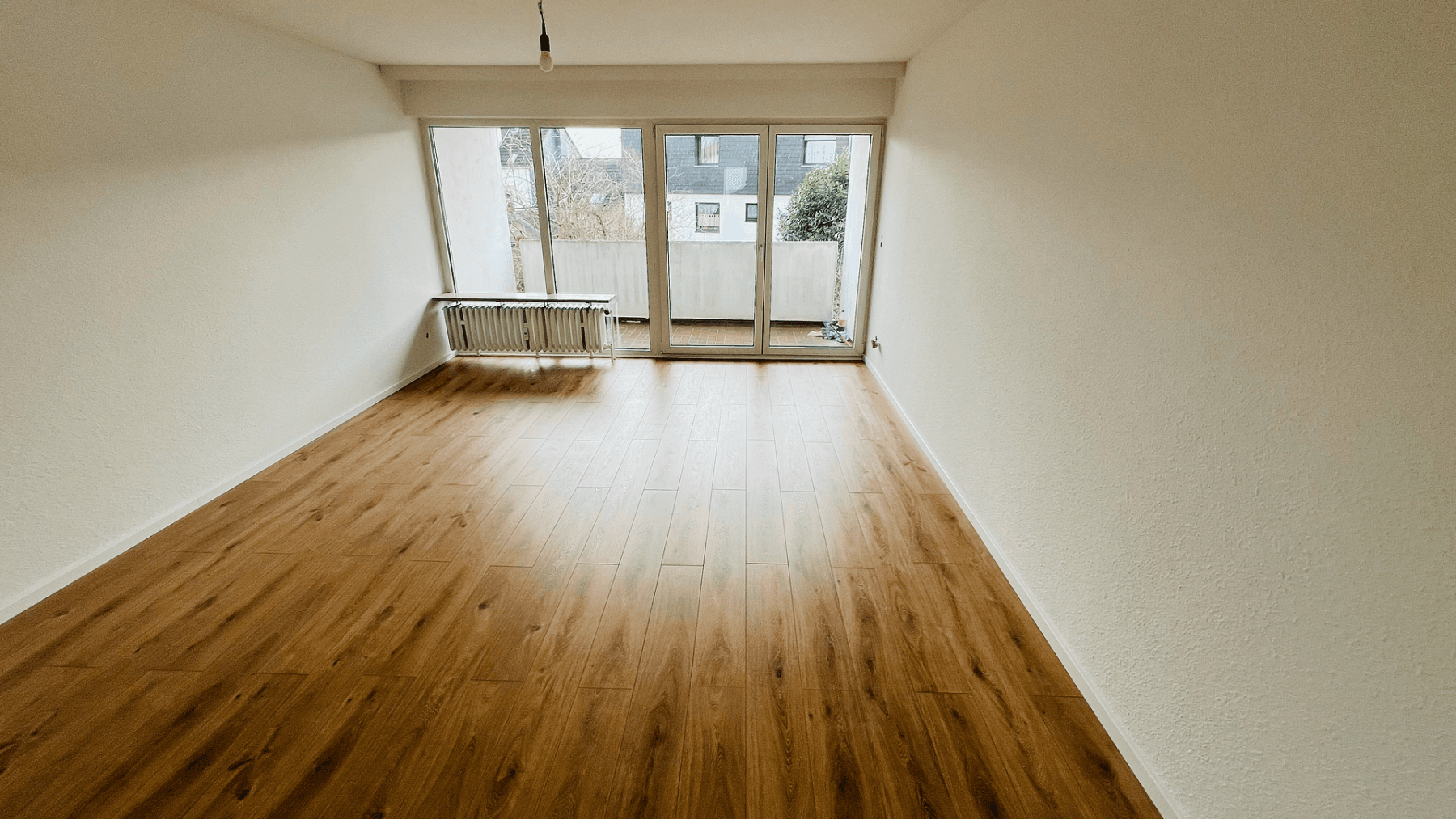 Pronájem bytu 3+1 81 m², Köln, Severní Porýní-Vestfálsko Pronájem bytu 3+1 81 m², Köln, Severní Porýní-Vestfálsko