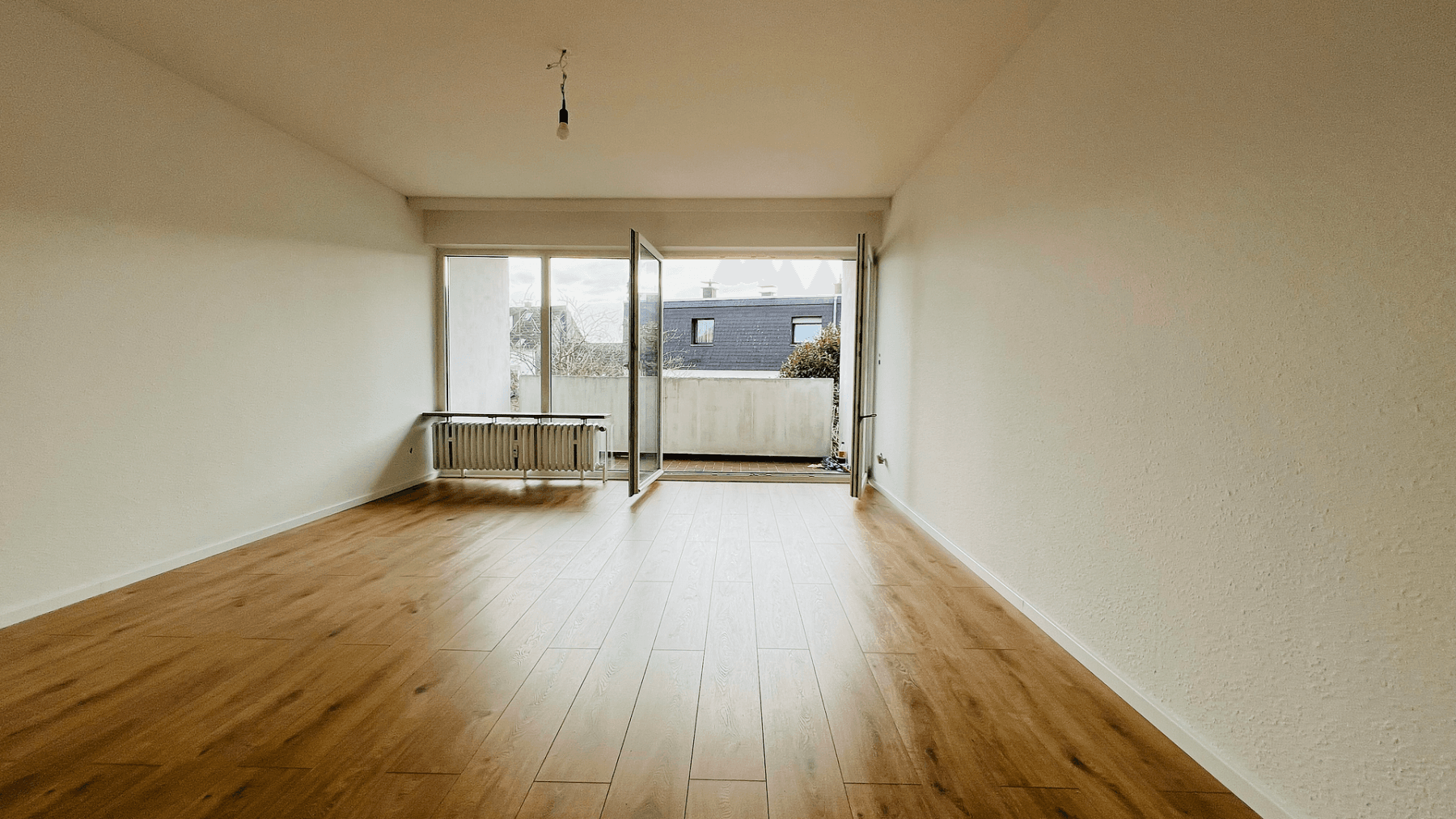 Pronájem bytu 3+1 81 m², Köln, Severní Porýní-Vestfálsko Pronájem bytu 3+1 81 m², Köln, Severní Porýní-Vestfálsko