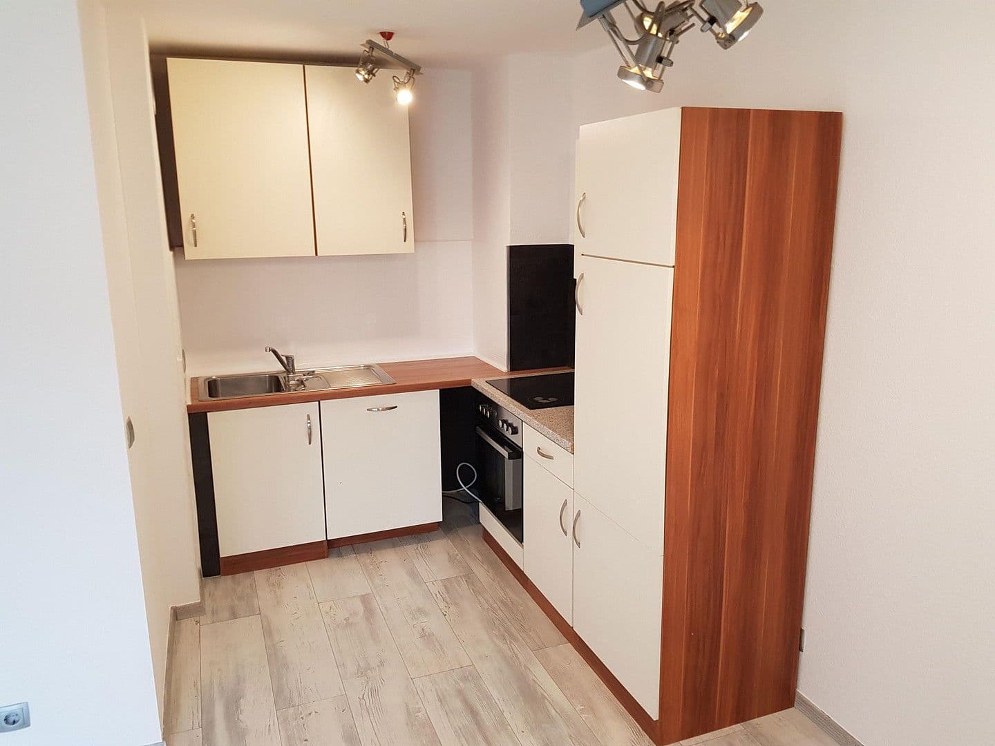 Pronájem bytu 1+1 31 m², Neustädter Straße, Worms, Porýní-Falc Pronájem bytu 1+1 31 m², Neustädter Straße, Worms, Porýní-Falc