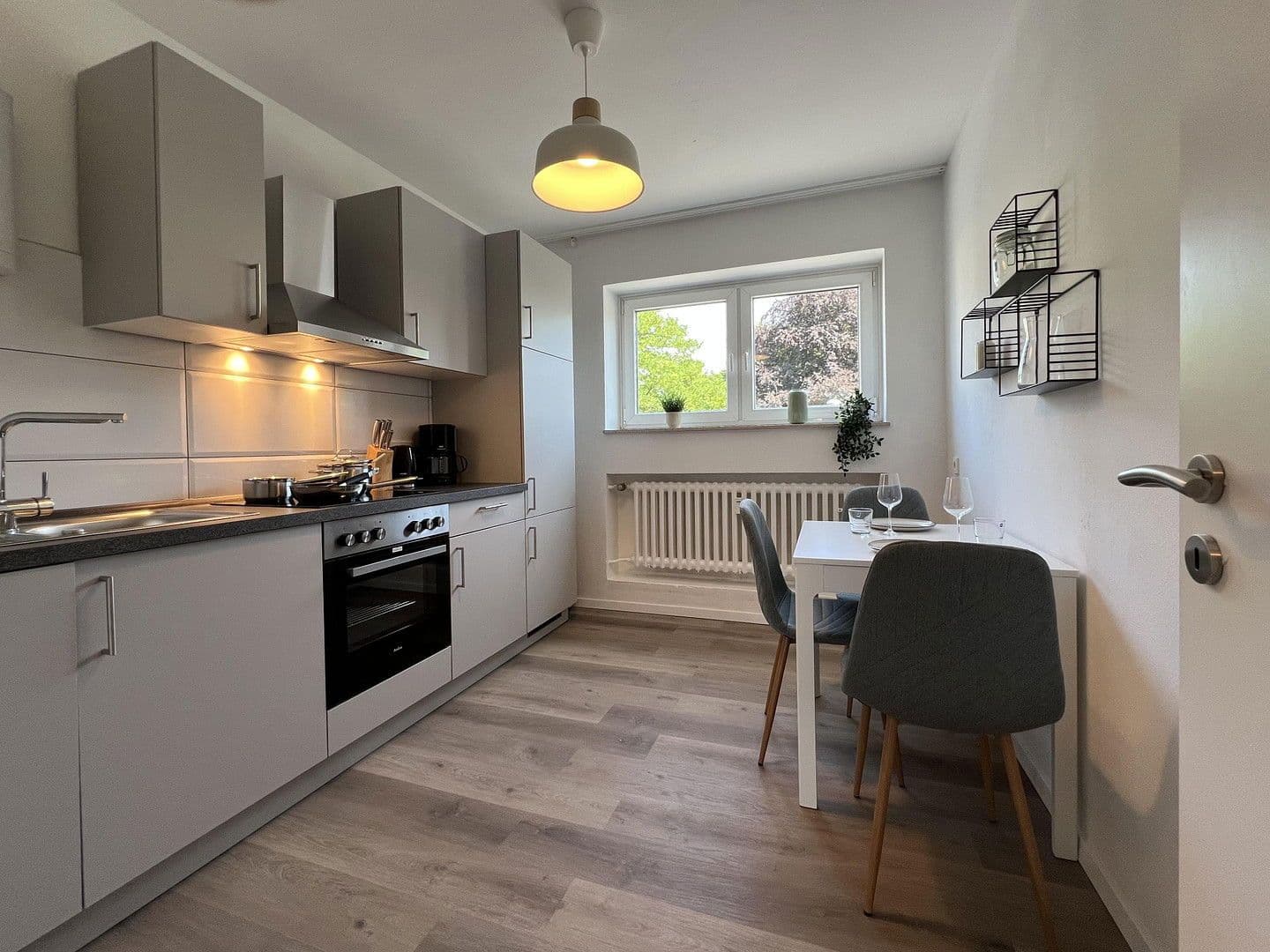 Pronájem bytu 1+kk 39 m², Langenfeld (Rheinland), Severní Porýní-Vestfálsko Pronájem bytu 1+kk 39 m², Langenfeld (Rheinland), Severní Porýní-Vestfálsko