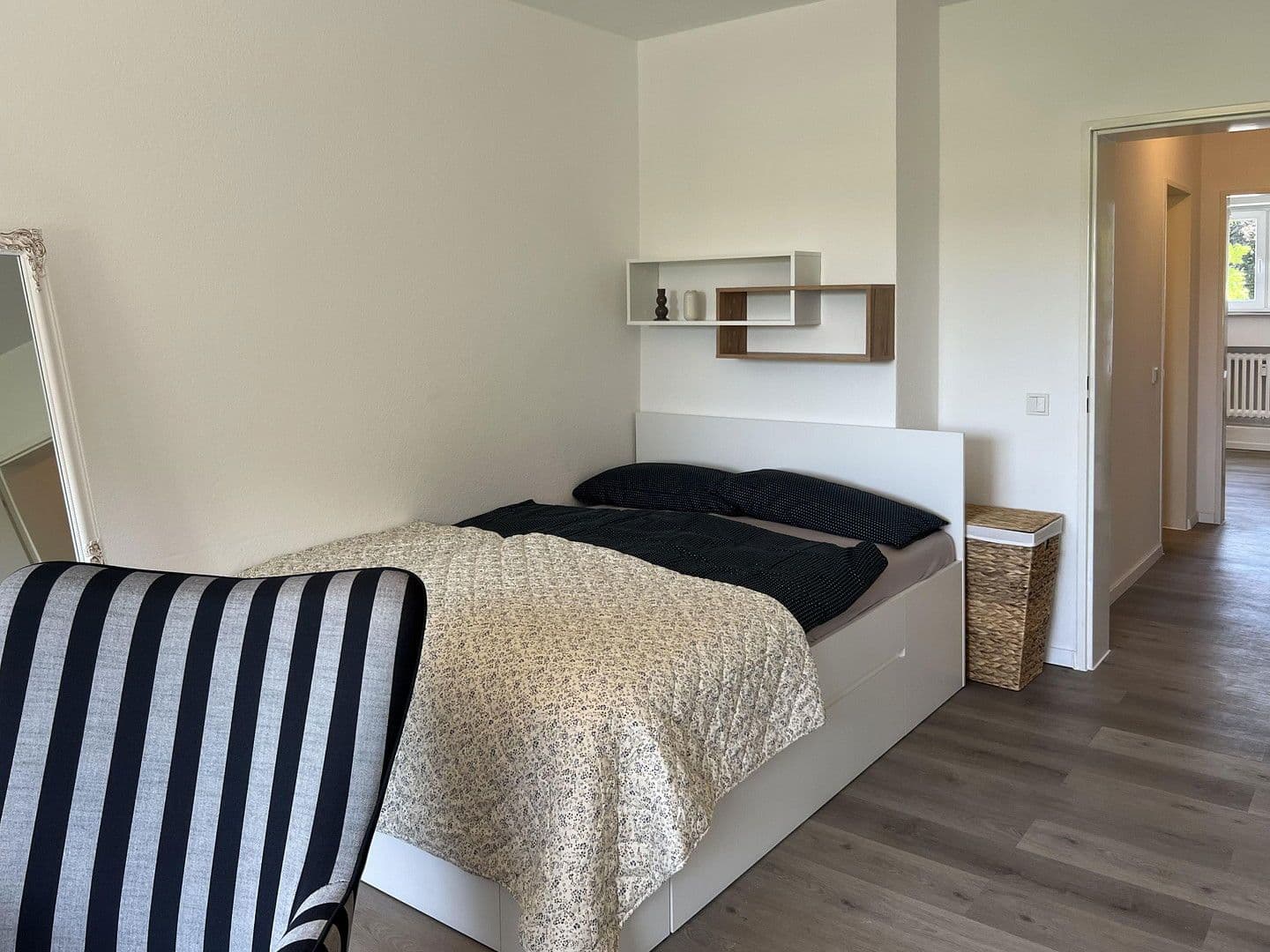 Pronájem bytu 1+kk 39 m², Langenfeld (Rheinland), Severní Porýní-Vestfálsko Pronájem bytu 1+kk 39 m², Langenfeld (Rheinland), Severní Porýní-Vestfálsko