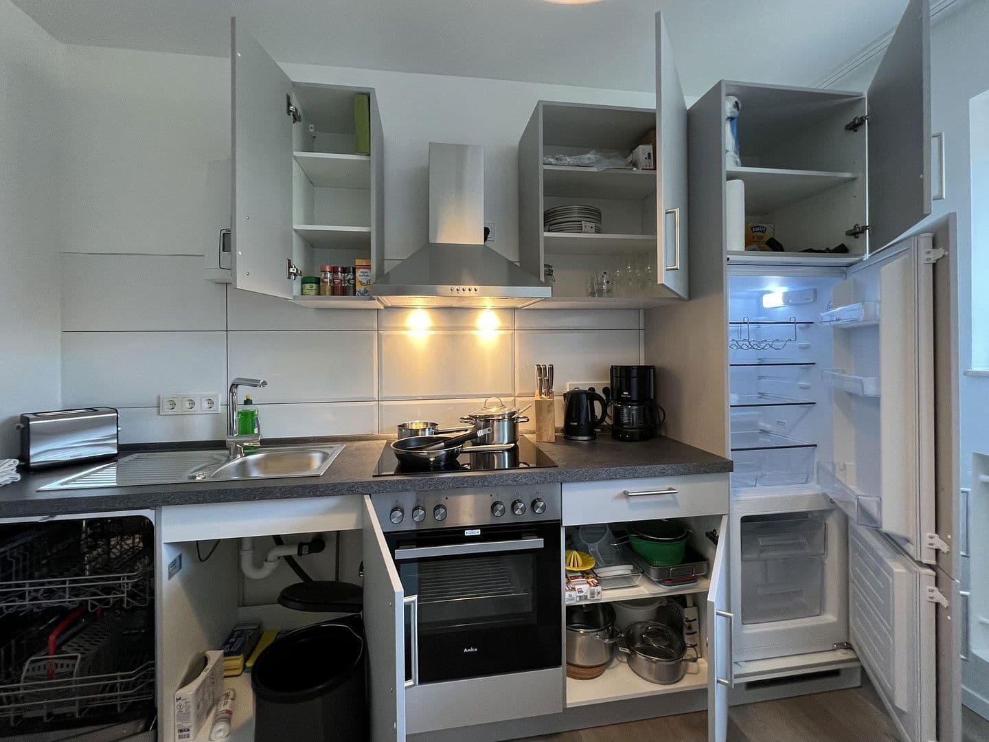 Pronájem bytu 1+kk 39 m², Langenfeld (Rheinland), Severní Porýní-Vestfálsko Pronájem bytu 1+kk 39 m², Langenfeld (Rheinland), Severní Porýní-Vestfálsko