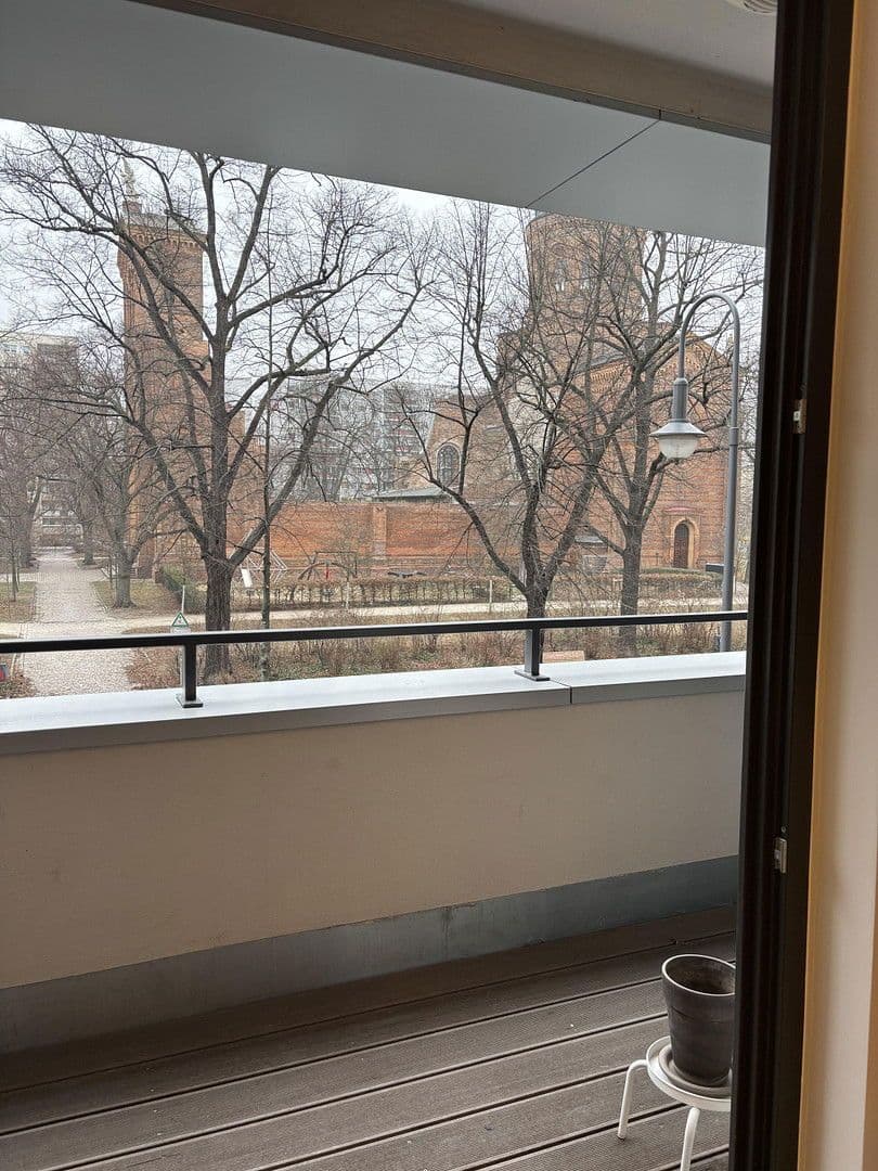 Pronájem bytu 2+1 48 m², Michaelkirchplatz 4, Berlin-Mitte, Berlín Pronájem bytu 2+1 48 m², Michaelkirchplatz 4, Berlin-Mitte, Berlín