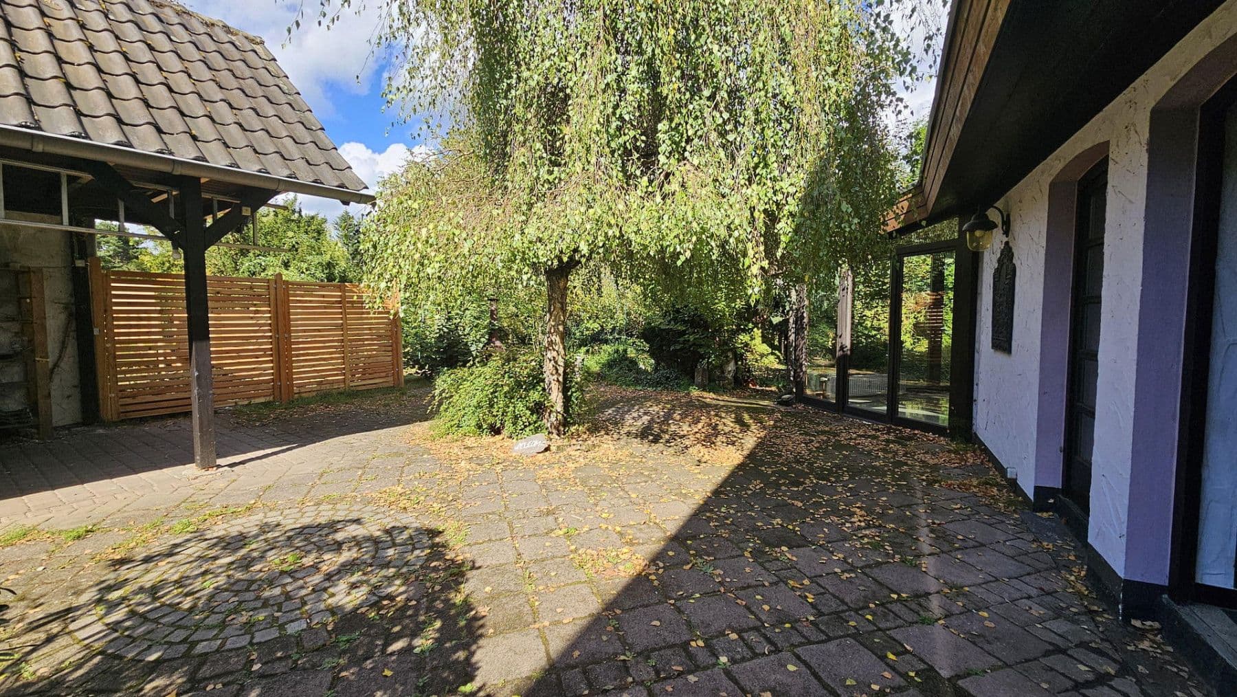 Prodej domu 230 m², pozemek 1.200 m², An der Feuerwache 1a, Troisdorf, Severní Porýní-Vestfálsko Prodej domu 230 m², pozemek 1.200 m², An der Feuerwache 1a, Troisdorf, Severní Porýní-Vestfálsko