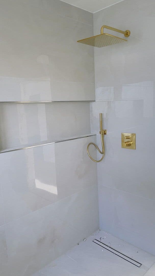 Pronájem domu 215 m², pozemek 599 m², Nauheim, Hessen Pronájem domu 215 m², pozemek 599 m², Nauheim, Hessen