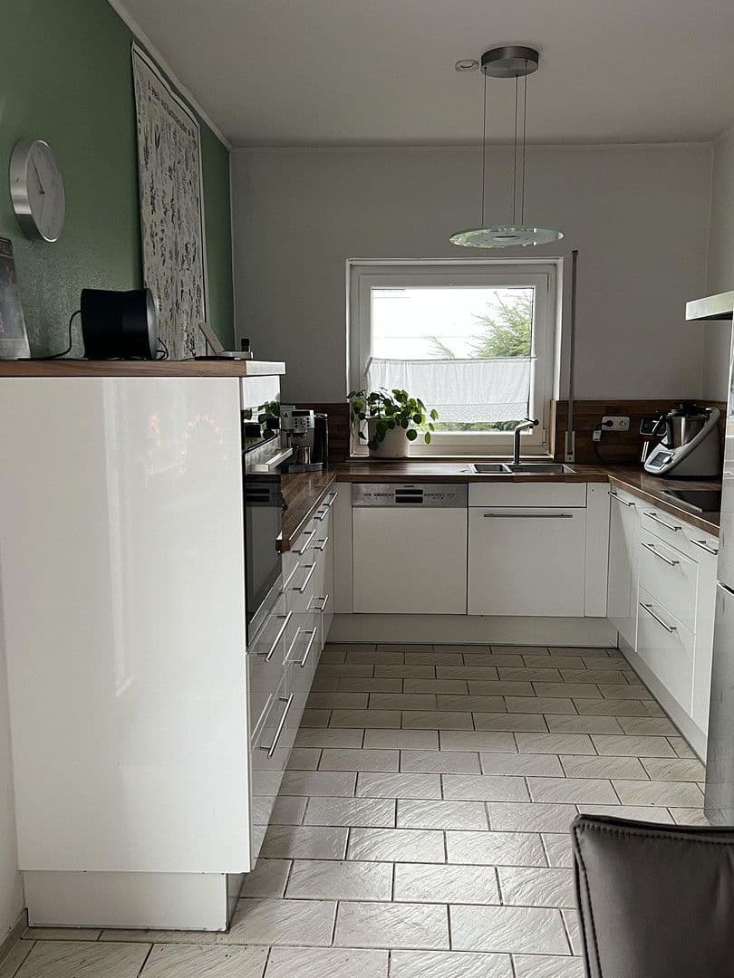 Prodej domu 258 m², pozemek 700 m², Grünstadt, Porýní-Falc Prodej domu 258 m², pozemek 700 m², Grünstadt, Porýní-Falc