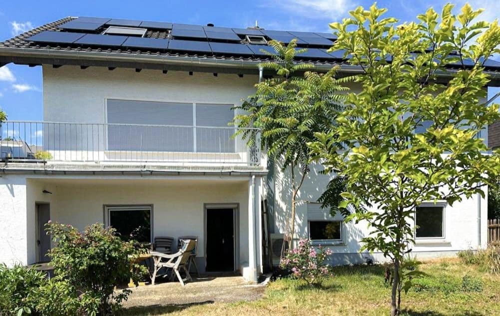 Prodej domu 258 m², pozemek 700 m², Grünstadt, Porýní-Falc Prodej domu 258 m², pozemek 700 m², Grünstadt, Porýní-Falc