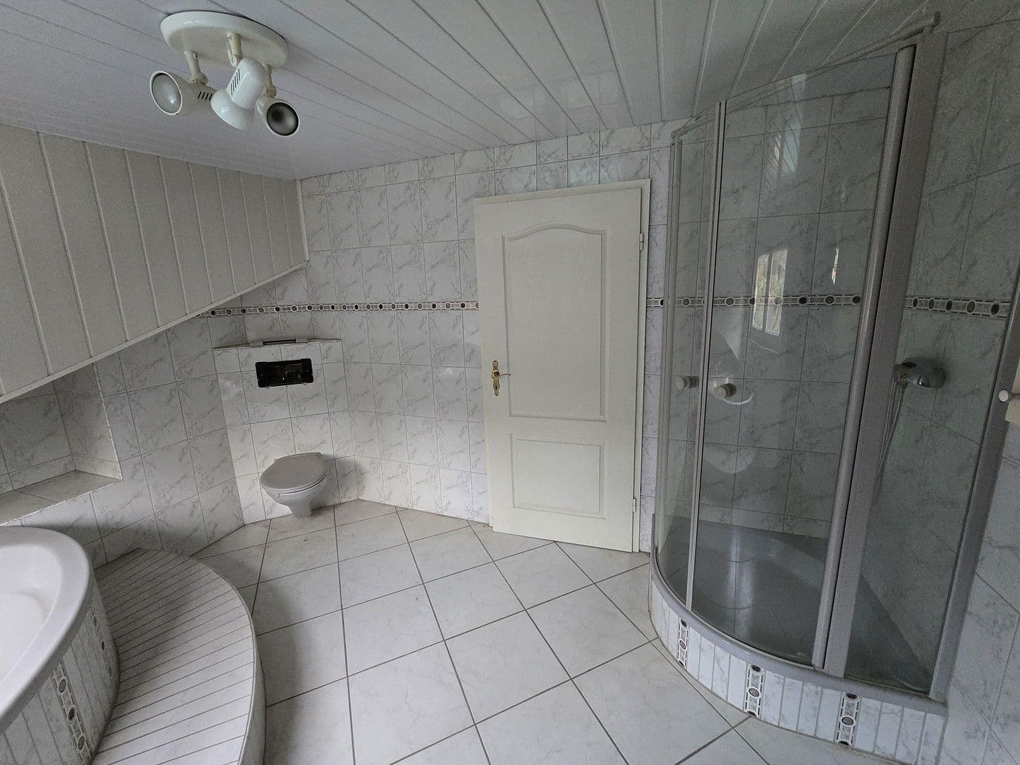 Prodej bytu 604 m², Saarbrücken, Země Sársko Prodej bytu 604 m², Saarbrücken, Země Sársko