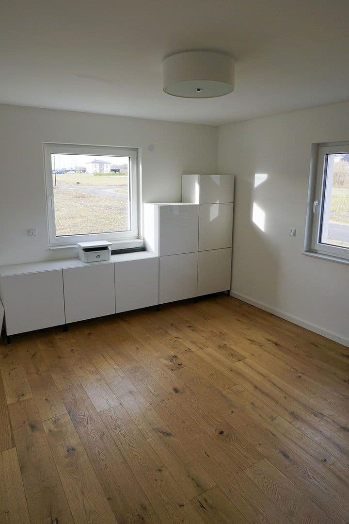 Prodej domu 164 m², pozemek 645 m², Bahrdorf, Dolní Sasko Prodej domu 164 m², pozemek 645 m², Bahrdorf, Dolní Sasko