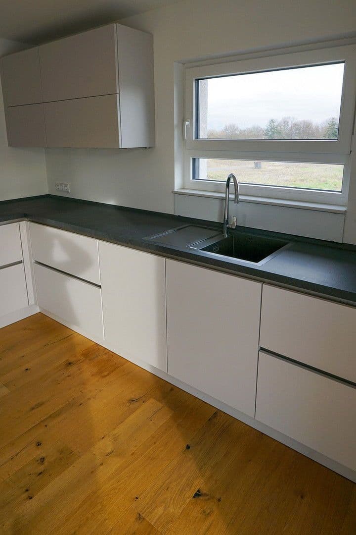 Prodej domu 164 m², pozemek 645 m², Bahrdorf, Dolní Sasko Prodej domu 164 m², pozemek 645 m², Bahrdorf, Dolní Sasko