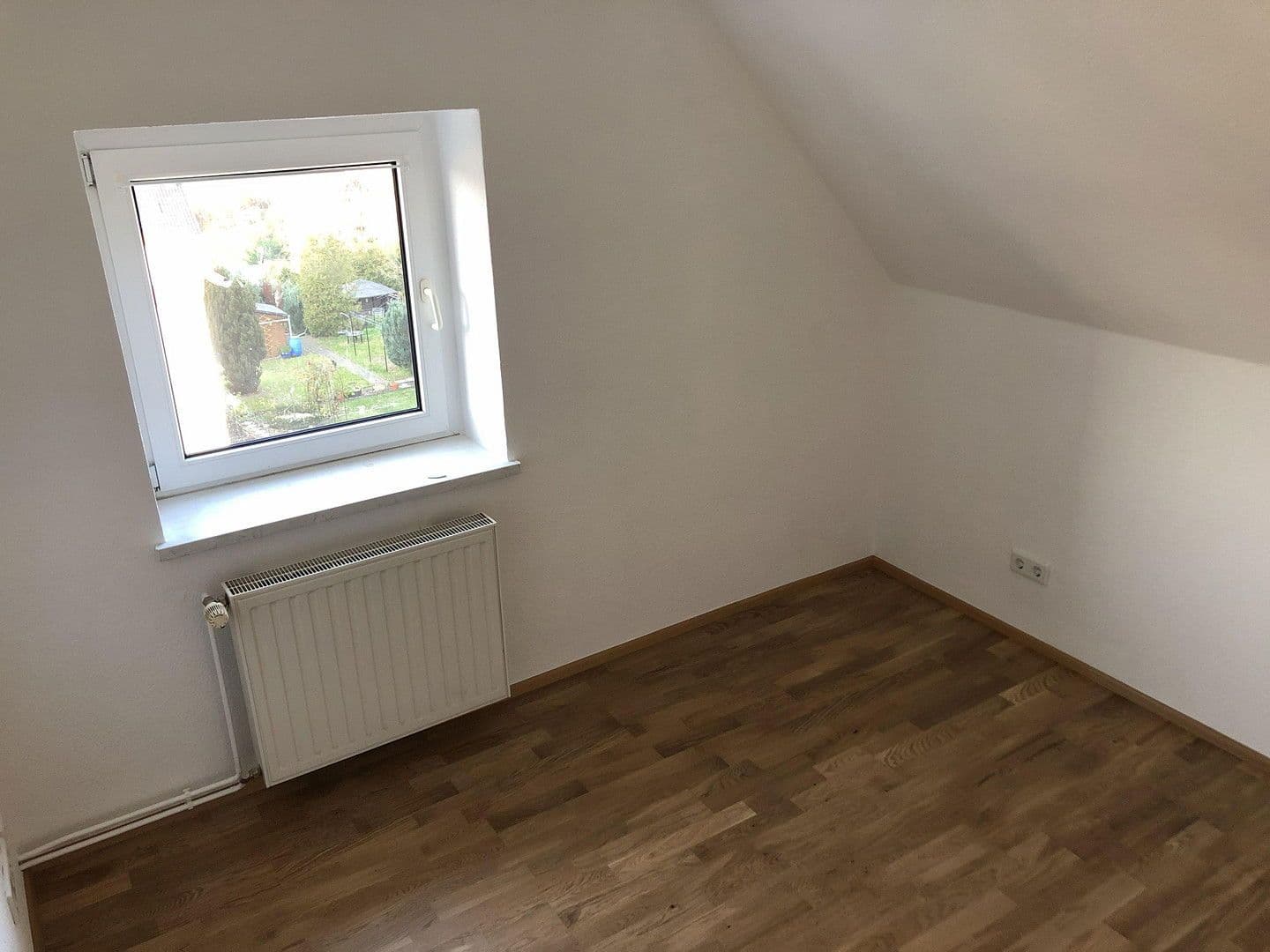 Pronájem bytu 1+1 26 m², Puschkinstraße 6, Schkopau, Sasko-Anhaltsko Pronájem bytu 1+1 26 m², Puschkinstraße 6, Schkopau, Sasko-Anhaltsko