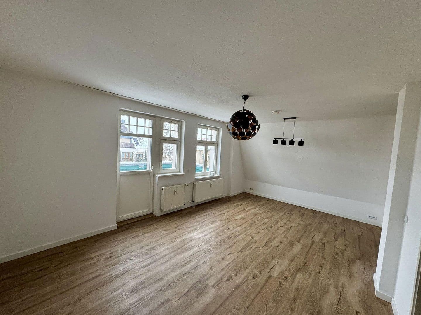 Pronájem bytu 6+1 145 m², Gottlaßstr. 4, Leipzig, Sasko Pronájem bytu 6+1 145 m², Gottlaßstr. 4, Leipzig, Sasko