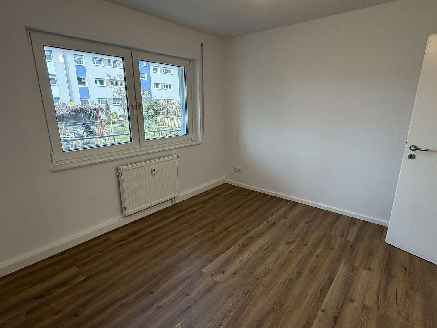 Pronájem bytu 4+1 88 m², Reutesteig 3, Radolfzell am Bodensee, Bádensko-Württembersko Pronájem bytu 4+1 88 m², Reutesteig 3, Radolfzell am Bodensee, Bádensko-Württembersko