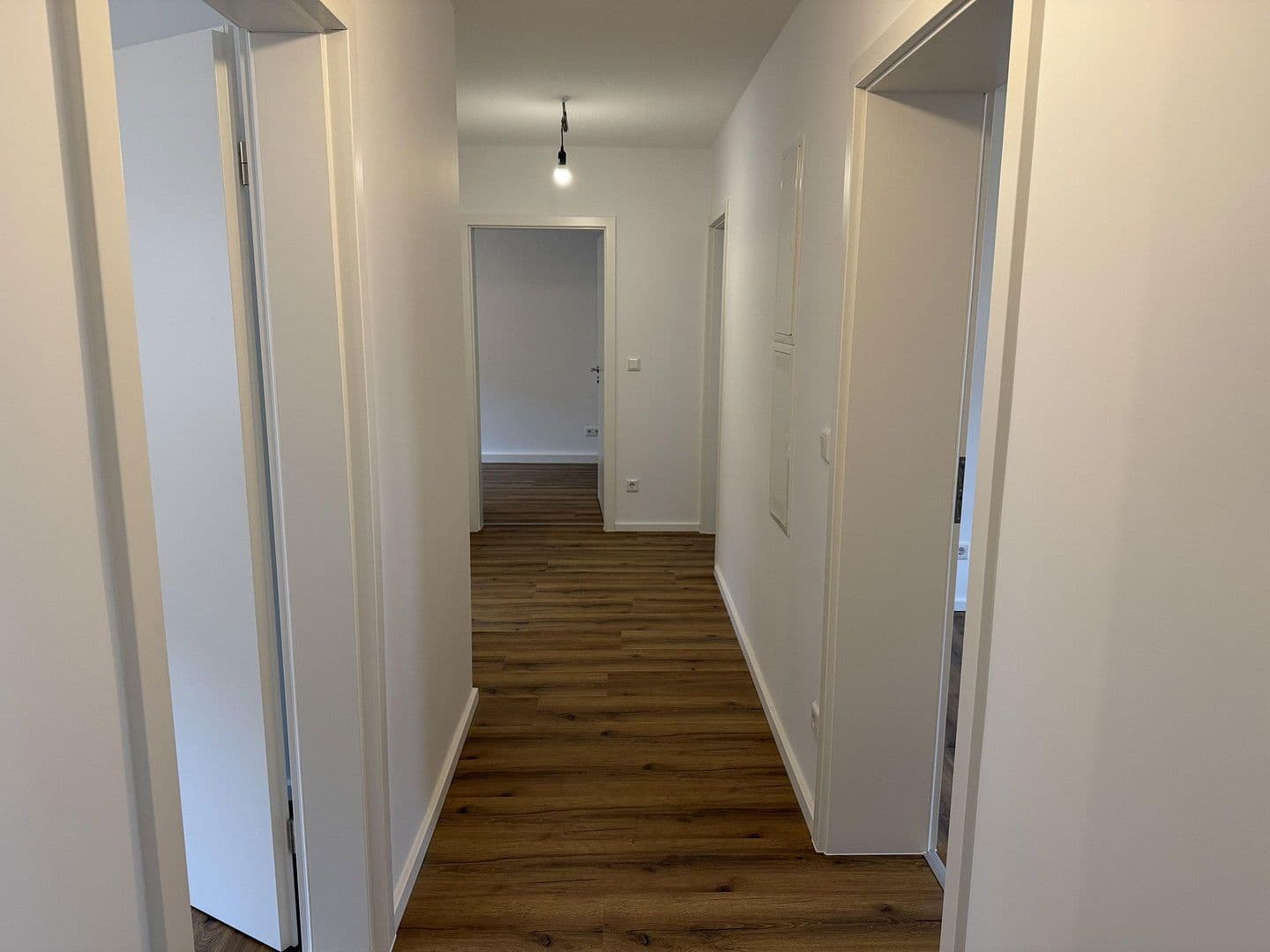 Pronájem bytu 4+1 88 m², Reutesteig 3, Radolfzell am Bodensee, Bádensko-Württembersko Pronájem bytu 4+1 88 m², Reutesteig 3, Radolfzell am Bodensee, Bádensko-Württembersko