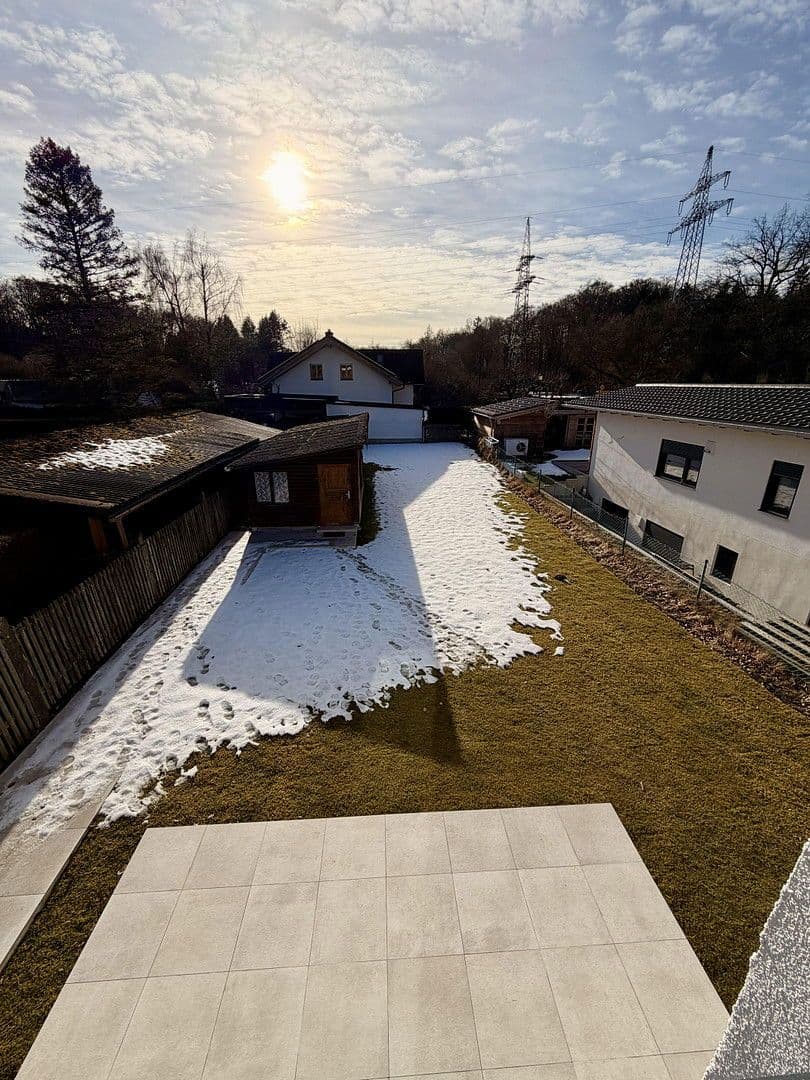 Prodej domu 152 m², pozemek 521 m², Siedlerstraße 4, Baierbrunn, Bavorsko Prodej domu 152 m², pozemek 521 m², Siedlerstraße 4, Baierbrunn, Bavorsko